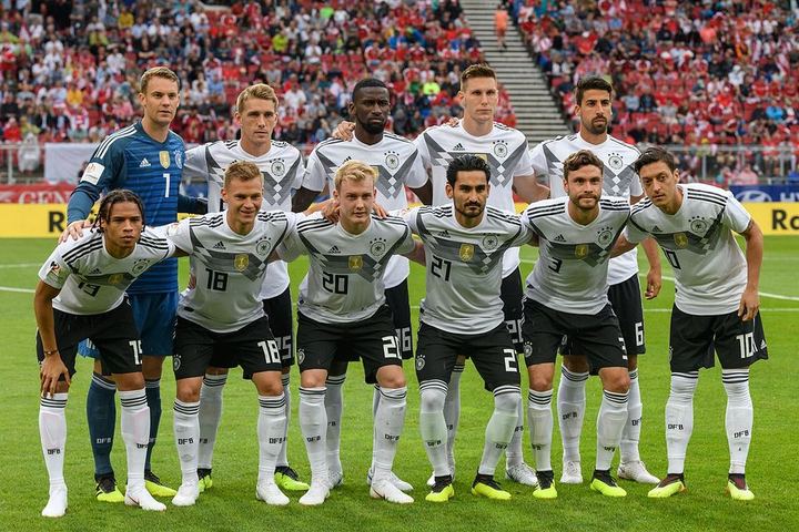 火药味 英媒炮轰FIFA：半决赛安排梅西最喜欢的裁判 对英格兰不利｜江南体育下载首页（封面配图）